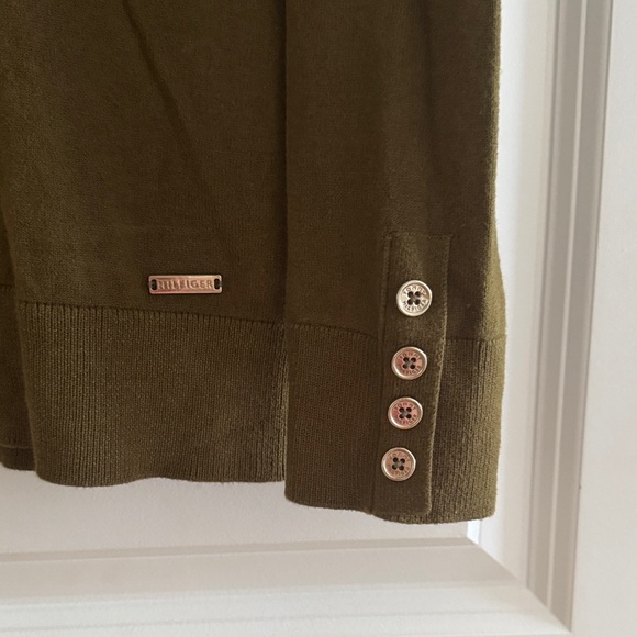 Tommy Hilfiger Olive Green Turtleneck Sweater - Medium - Picture 3 of 7